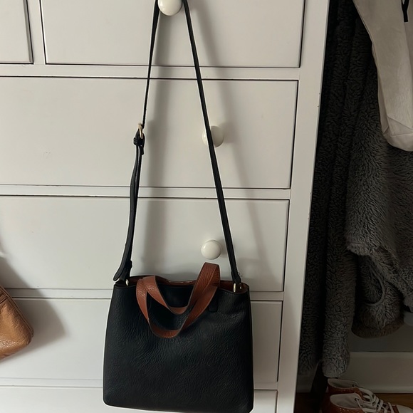 Urban Outfitters Handbags - Urban Outfitters leather bag